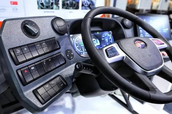 森鵬數(shù)字駕駛艙成功入圍Busworld Europe 2025創(chuàng)新獎(jiǎng)候選名單！