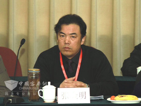 江蘇省揚州汽車運輸集團(tuán)副總經(jīng)理張金明