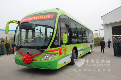 恒通電動(dòng)客車(chē)公司首臺(tái)客車(chē)
