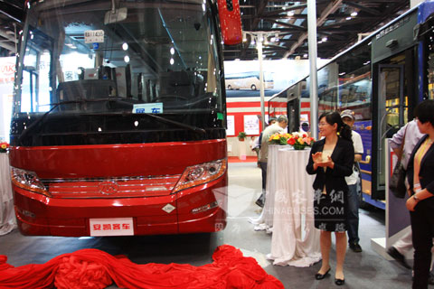  安凱2013新款燃?xì)饪蛙? width=