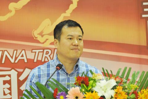 青年汽車集團(tuán)副總裁、金華青年汽車制造有限公司總裁鄭健