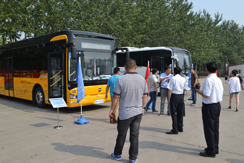 領(lǐng)導(dǎo)賞車(chē)