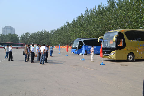 用戶(hù)領(lǐng)導(dǎo)賞車(chē)