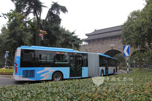 大金龍XMQ6180G車型 大運(yùn)力+節(jié)能