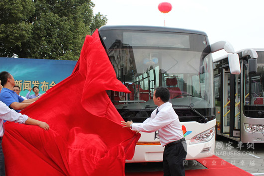 亞星研發(fā)的第一部純電動(dòng)客車YZL6701