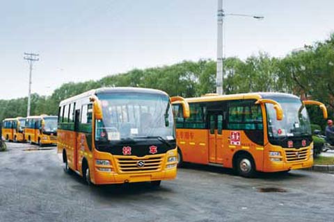 黃海校車在彰武縣投入運(yùn)營