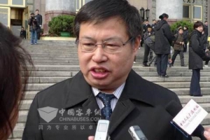 [兩會]聚焦兩會：“低碳”或成為客車業(yè)發(fā)展新標桿