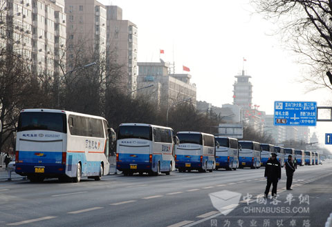 行駛在長安街上的北汽車隊(duì)