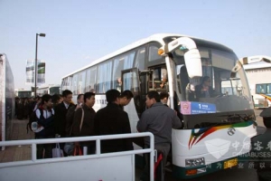 大客車，小行業(yè)，大責(zé)任---2010北京國際車展交通紀(jì)實