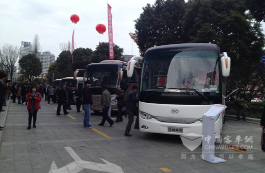 安凱美麗中國(guó)行帶來(lái)的安凱新能源客車(chē)