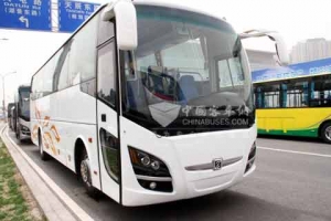 申沃客車經(jīng)典系列現(xiàn)身道路運輸展