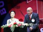 頒獎(jiǎng)典禮主持人胡宇紅女士、馬克先生