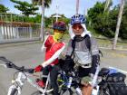 環(huán)保低碳的單車運(yùn)動(dòng)在臺(tái)灣非常流行，方衛(wèi)東沿途遇見(jiàn)不少騎友