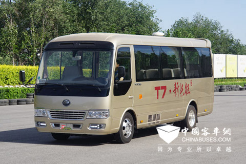 2015年6月2日，宇通高檔商務(wù)車T7在北京某汽車極限運動主題公園正式開啟了“新長征”品質(zhì)見證之旅。