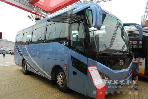 解放客車(chē)CA6860LRD21