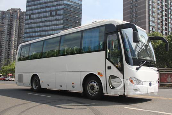 百路佳JXK6901CS53N客車（天然氣國(guó)五24-41座）