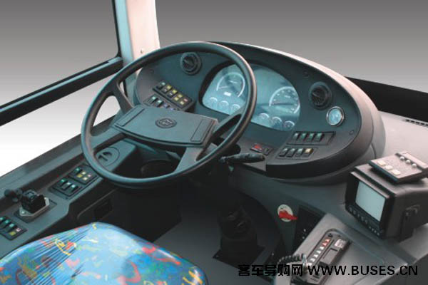黃海DD6129B30公交車(chē)（天然氣國(guó)四24-46座）