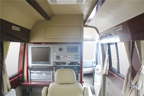 宇通ZK5051XZH5指揮車（柴油國(guó)五2-9座）