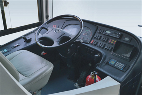 安凱HFF6120GS01C雙層公交車（LNG國(guó)五40-63座）