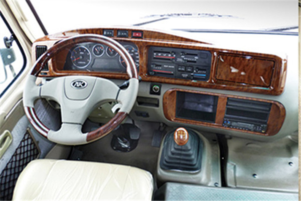 安凱HFF6700KQE4FB客車（汽油國(guó)四10-23座）