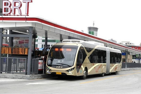 青年JNP6183BEV1公交車(chē)（純電動(dòng)30-58座）