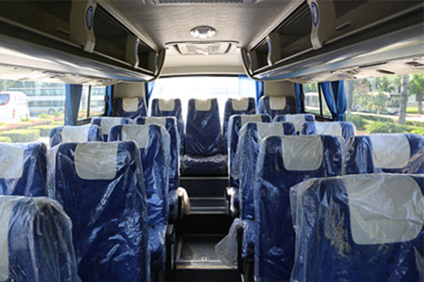 福田歐輝BJ6129U8BKB-2客車（柴油國(guó)四24-61座）