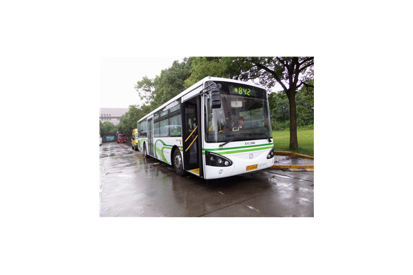 申沃SWB6127SHEV8公交車(chē)（柴油/電混動(dòng)國(guó)五20-42座）