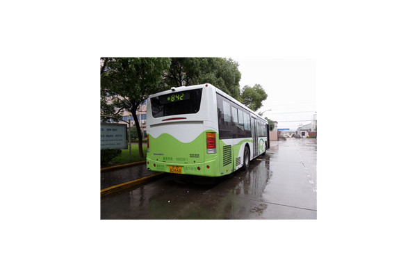 申沃SWB6127SHEV8公交車(chē)（柴油/電混動(dòng)國(guó)五20-42座）