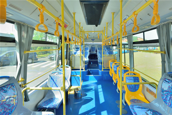 中車時(shí)代電動TEG6106EHEV15公交車（柴油/電混動國五24-36座）