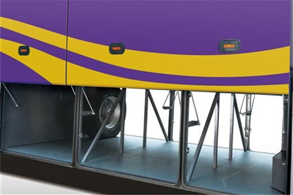 亞星YBL6125H2QP2客車（柴油國(guó)五24-55座）