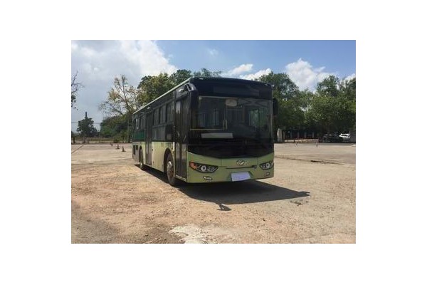 上饒SR6106PHEVG5公交車（柴油/電混動(dòng)國五17-40座）