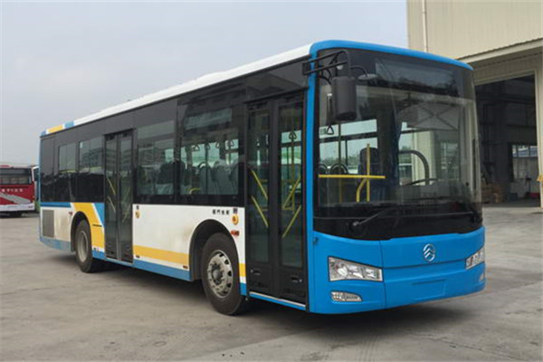 金旅XML6105JHEVD5C插電式公交車（柴油/電混動(dòng)國(guó)五20-40座）