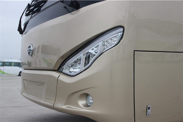 南京金龍NJL6107BEV4客車(chē)（純電動(dòng)24-47座）