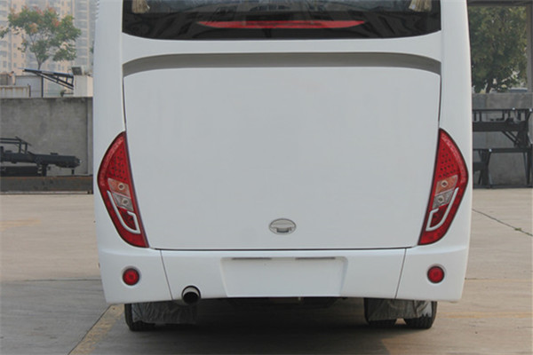 南京金龍NJL6107YA5客車(chē)（柴油國(guó)五24-55座）