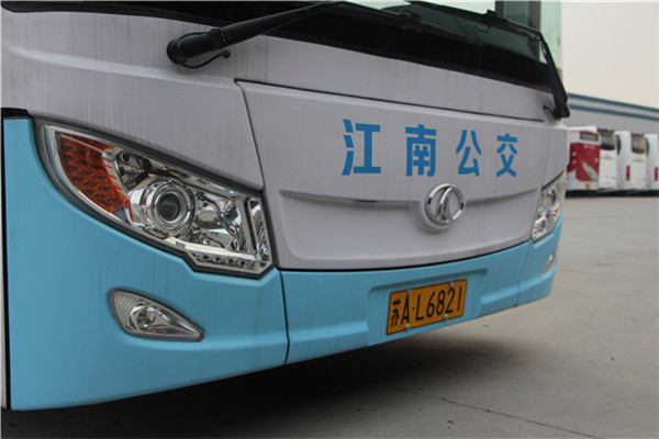 南京金龍NJL6129BEV15公交車(chē)（純電動(dòng)24-36座）