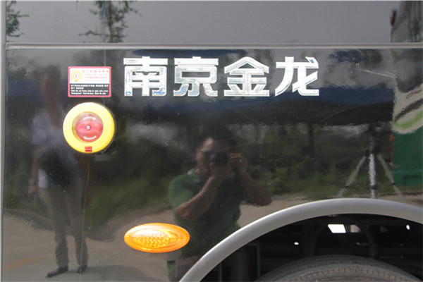 南京金龍NJL6680BEV18公交車(chē)（純電動(dòng)10-25座）