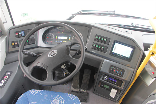 南京金龍NJL6859BEV26公交車(chē)（純電動(dòng)10-28座）