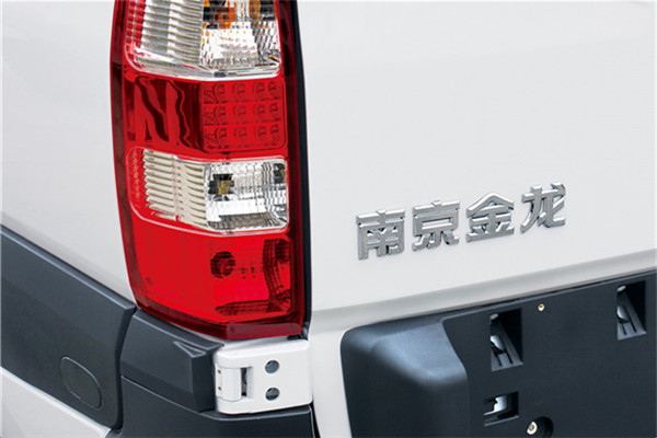 南京金龍NJL6600BEV66客車（純電動(dòng)10-18座）