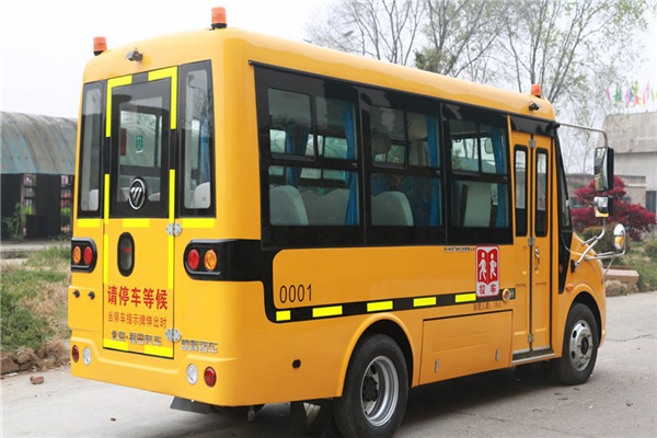 福田歐輝BJ6570S2MDB小學(xué)生專(zhuān)用校車(chē)（柴油國(guó)五10-19座）