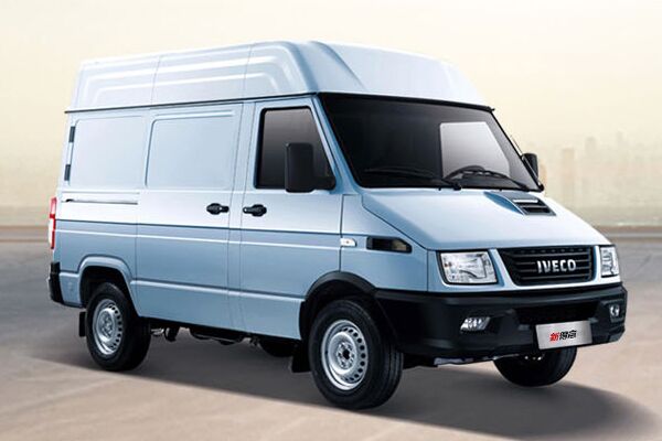 南京依維柯新得意NJ6486ACM客車（柴油國(guó)六5-9座）