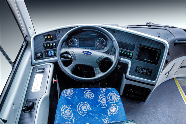 南京金龍NJL6117EV4客車(chē)（純電動(dòng)24-48座）