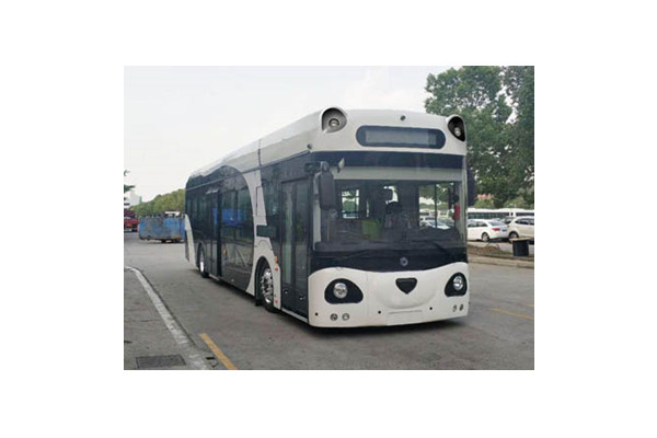 申龍SLK6123UBEVN3低地板公交車（純電動(dòng)19-40座）