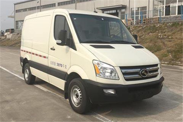 金龍XMQ5041XXY05廂式運(yùn)輸車（柴油國五2-3座）
