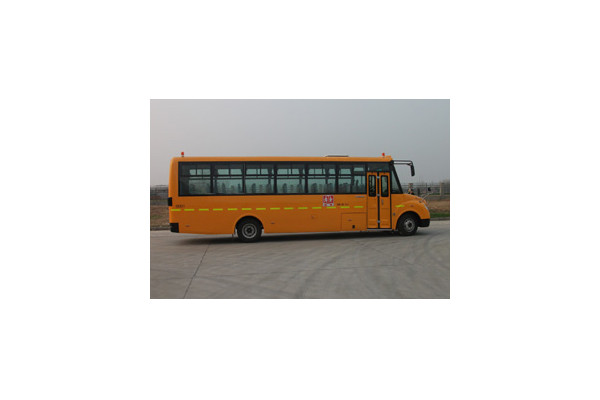 楚風(fēng)HQG6960XC5小學(xué)生專(zhuān)用校車(chē)（柴油國(guó)五24-56座）