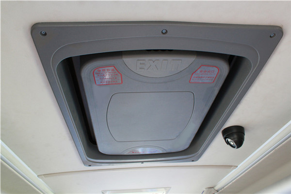 東風(fēng)旅行車(chē)EQ6811LACBEV2客車(chē)（純電動(dòng)24-36座）