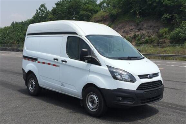 江鈴全順JX5033XXYPFS-M5廂式運(yùn)輸車(chē)（汽油國(guó)五3座）