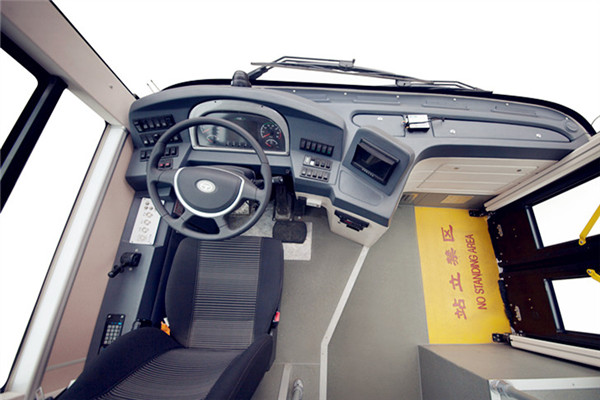 通工TG6102CPHEV1插電式公交車（天然氣/電混動(dòng)國(guó)五18-36座）