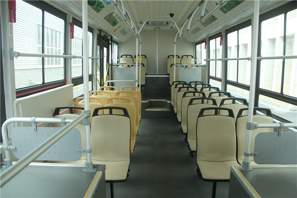 智電HYK6105GBEV低入口公交車（純電動(dòng)16-29座）