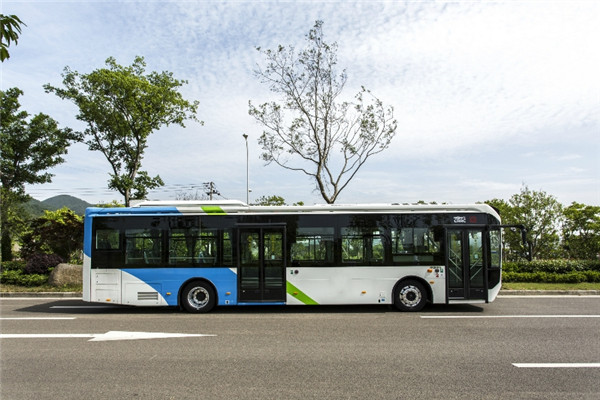 浙江中車CSR6121GLEV5公交車（純電動(dòng)17-45座）