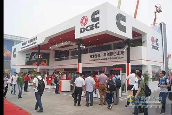 東風(fēng)康明斯亮相BICES·2015與尖端科技爭艷